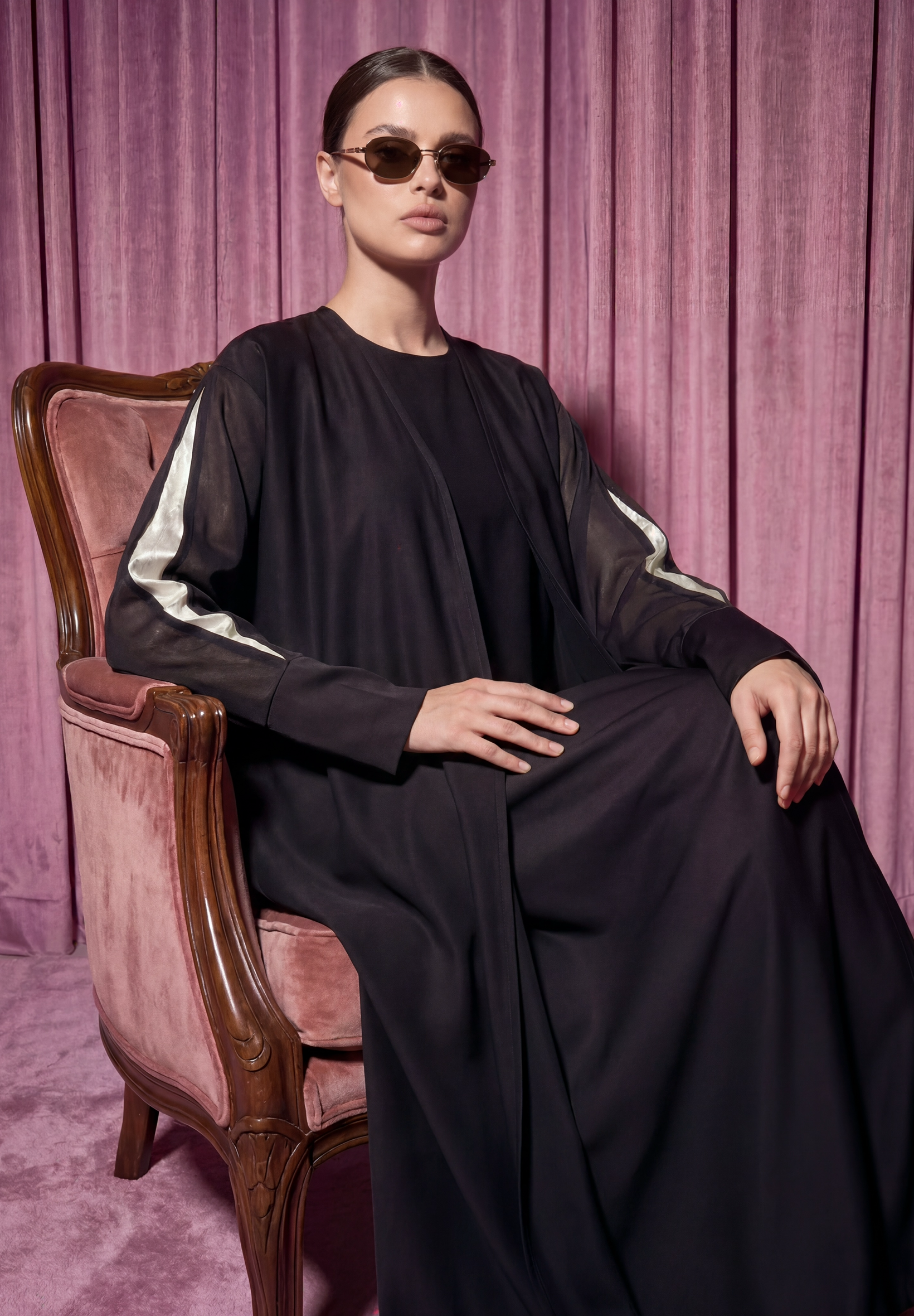 Metallic abaya
